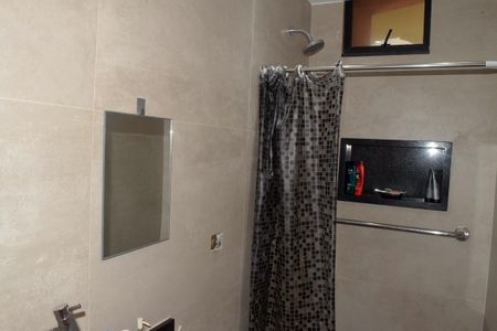 Casa de condomínio para alugar com 540m², 4 quartos e 4 vagas