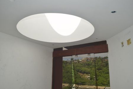 Casa de condomínio para alugar com 540m², 4 quartos e 4 vagas