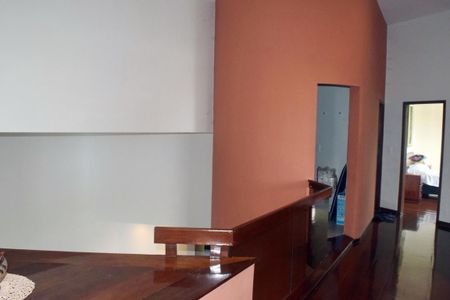 Casa de condomínio para alugar com 540m², 4 quartos e 4 vagas Casa de condomínio para alugar com 540m², 4 quartos e 4 vagasCorredor