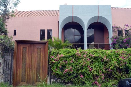 Casa de condomínio para alugar com 540m², 4 quartos e 4 vagas