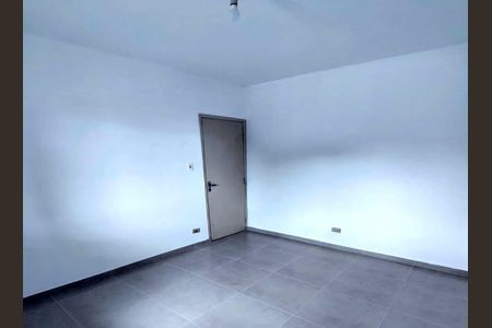 Casa à venda com 216m², 5 quartos e 3 vagas Casa à venda com 216m², 5 quartos e 3 vagasQuarto 4