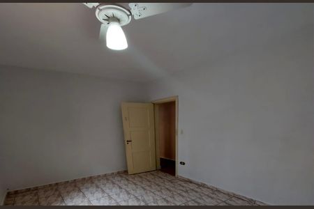 Casa à venda com 216m², 5 quartos e 3 vagas Casa à venda com 216m², 5 quartos e 3 vagasQuarto 2