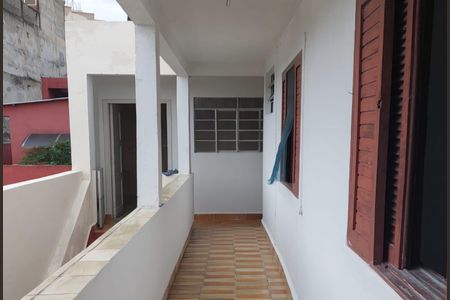 Casa à venda com 216m², 5 quartos e 3 vagas Casa à venda com 216m², 5 quartos e 3 vagasÁrea Externa