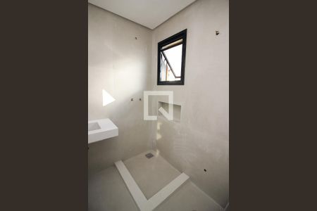 Casa de condomínio à venda com 167m², 3 quartos e 2 vagasBanheiro da Suíte 1