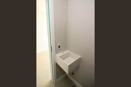 Casa de condomínio à venda com 167m², 3 quartos e 2 vagas Casa de condomínio à venda com 167m², 3 quartos e 2 vagasLavabo