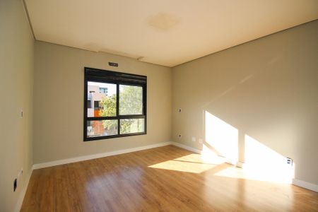 Casa de condomínio à venda com 167m², 3 quartos e 2 vagas Casa de condomínio à venda com 167m², 3 quartos e 2 vagasSuíte 3