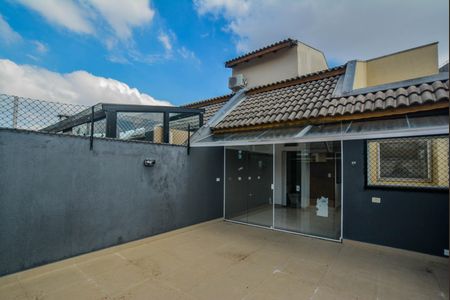 Apartamento à venda com 160m², 2 quartos e 2 vagasCobertura