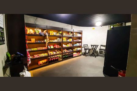 Apartamento à venda com 49m², 2 quartos e 1 vagaMini Mercado