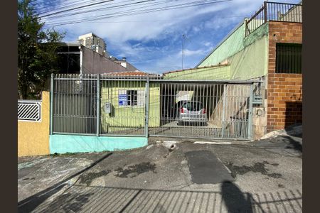 Casa à venda com 93m², 2 quartos e 2 vagasFachada