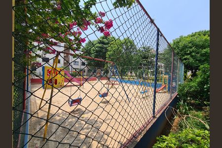 Apartamento para alugar com 57m², 2 quartos e 1 vagaÁrea comum - Playground
