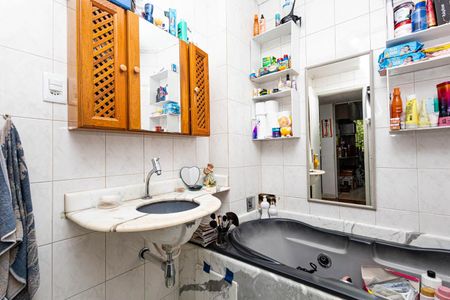 Apartamento à venda com 42m², 1 quarto e sem vagaBanheiro