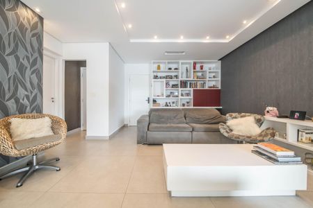 Apartamento à venda com 115m², 3 quartos e 2 vagas Apartamento à venda com 115m², 3 quartos e 2 vagasSala