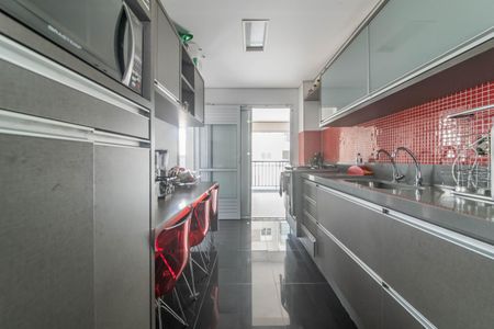 Apartamento à venda com 115m², 3 quartos e 2 vagas Apartamento à venda com 115m², 3 quartos e 2 vagasCozinha