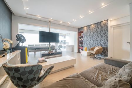 Apartamento à venda com 115m², 3 quartos e 2 vagas Apartamento à venda com 115m², 3 quartos e 2 vagasSala