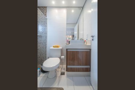 Apartamento à venda com 115m², 3 quartos e 2 vagas Apartamento à venda com 115m², 3 quartos e 2 vagasBanheiro da Suíte 2