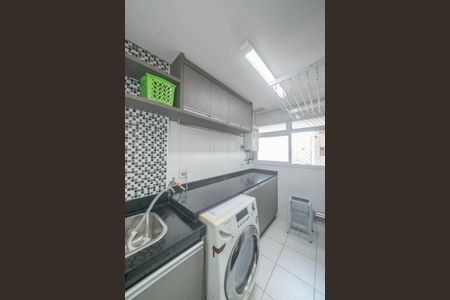 Apartamento à venda com 115m², 3 quartos e 2 vagas Apartamento à venda com 115m², 3 quartos e 2 vagasLavanderia