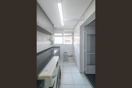 Apartamento à venda com 115m², 3 quartos e 2 vagas Apartamento à venda com 115m², 3 quartos e 2 vagasLavanderia