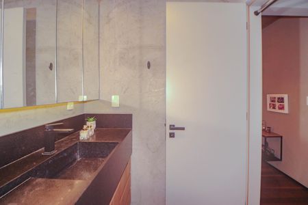 Apartamento à venda com 133m², 1 quarto e 1 vagaBanheiro da Suíte