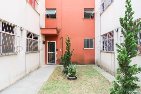 Apartamento à venda com 47m², 2 quartos e 1 vaga Apartamento à venda com 47m², 2 quartos e 1 vagaEntrada do Bloco