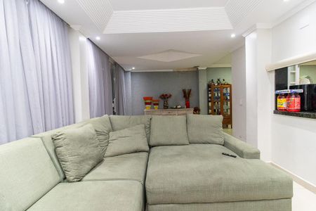 Casa para alugar com 295m², 3 quartos e 3 vagas Casa para alugar com 295m², 3 quartos e 3 vagasSala de TV