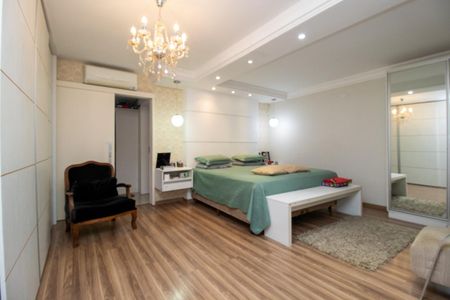 Casa para alugar com 295m², 3 quartos e 3 vagas Casa para alugar com 295m², 3 quartos e 3 vagasSuíte 2