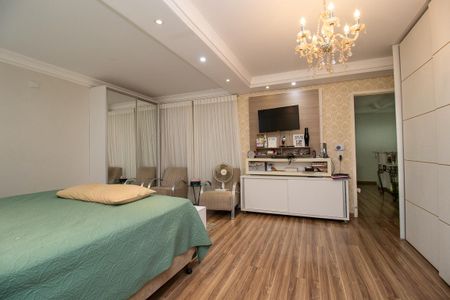 Casa para alugar com 295m², 3 quartos e 3 vagas Casa para alugar com 295m², 3 quartos e 3 vagasSuíte 2