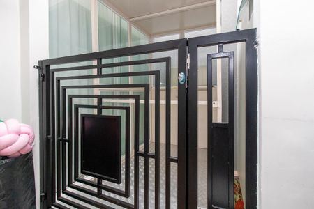 Casa para alugar com 295m², 3 quartos e 3 vagas Casa para alugar com 295m², 3 quartos e 3 vagasElevador