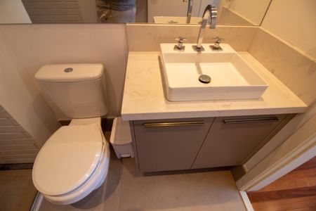 Apartamento à venda com 131m², 2 quartos e 3 vagasBanheiro da Suíte 1