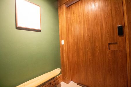 Apartamento à venda com 131m², 2 quartos e 3 vagasHall de entrada