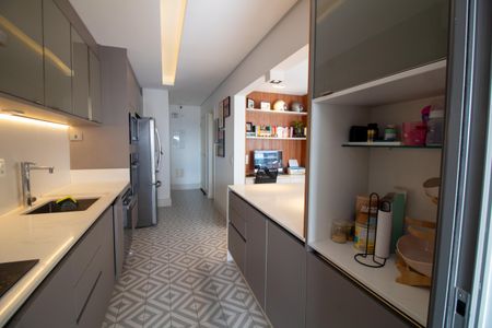 Apartamento à venda com 131m², 2 quartos e 3 vagasCozinha