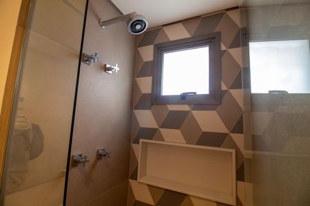 Apartamento à venda com 131m², 2 quartos e 3 vagasBanheiro da Suíte 2