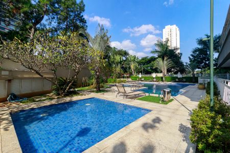 Apartamento à venda com 135m², 3 quartos e 2 vagasPiscina