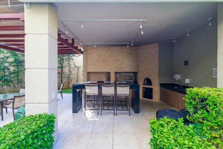 Apartamento à venda com 135m², 3 quartos e 2 vagasChurrasqueira