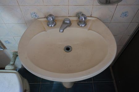 Casa à venda com 275m², 2 quartos e 2 vagasBanheiro da Suíte