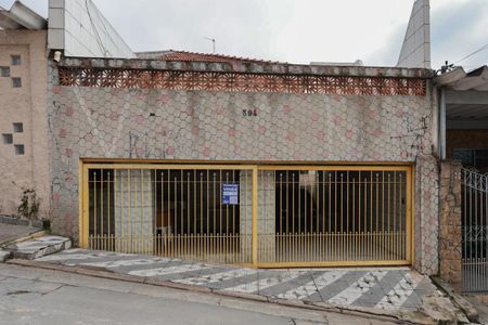 Casa à venda com 275m², 2 quartos e 2 vagasFachada + plaquinha