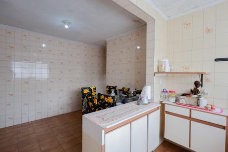 Casa à venda com 275m², 2 quartos e 2 vagasCozinha