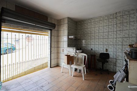 Casa à venda com 275m², 2 quartos e 2 vagasÁrea Privativa