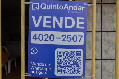 Casa à venda com 275m², 2 quartos e 2 vagasPlaca
