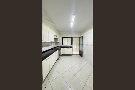 Apartamento à venda com 105m², 3 quartos e 2 vagasCozinha
