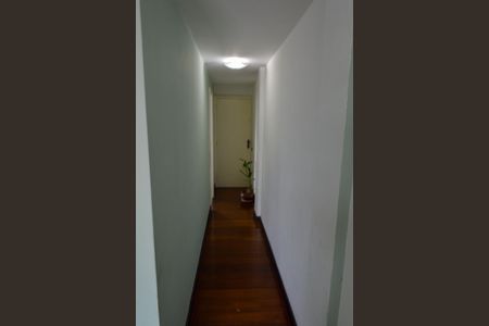 Apartamento à venda com 90m², 3 quartos e 1 vaga Apartamento à venda com 90m², 3 quartos e 1 vagaCorredor