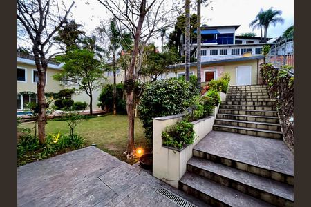 Casa à venda com 400m², 4 quartos e 8 vagas Casa à venda com 400m², 4 quartos e 8 vagasFoto 03