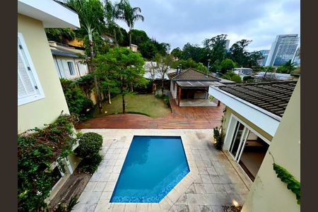 Casa à venda com 400m², 4 quartos e 8 vagas Casa à venda com 400m², 4 quartos e 8 vagasFoto 01