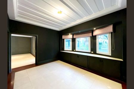 Casa à venda com 400m², 4 quartos e 8 vagas Casa à venda com 400m², 4 quartos e 8 vagasFoto 05