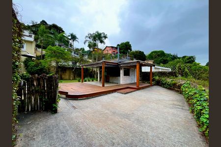 Casa à venda com 400m², 4 quartos e 8 vagas Casa à venda com 400m², 4 quartos e 8 vagasFoto 25