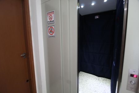 Apartamento para alugar com 45m², 2 quartos e 1 vagaElevador