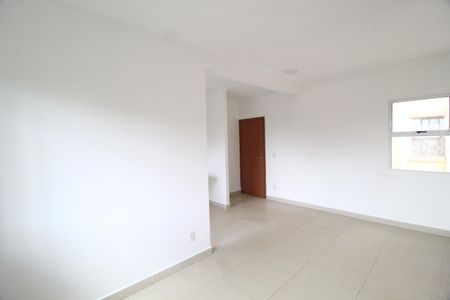 Apartamento para alugar com 45m², 2 quartos e 1 vagaSala