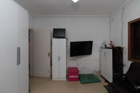 Casa à venda com 200m², 4 quartos e 2 vagasQuarto 2