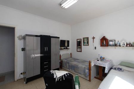 Casa à venda com 200m², 4 quartos e 2 vagasSuíte