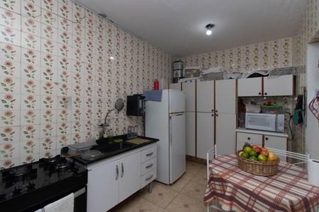 Casa à venda com 200m², 4 quartos e 2 vagasCozinha