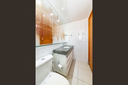 Apartamento à venda com 73m², 3 quartos e 2 vagas Apartamento à venda com 73m², 3 quartos e 2 vagasBanheiro da Suíte